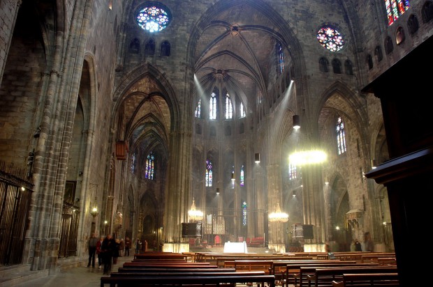 Catedral_de_Girona_-_Nau_central